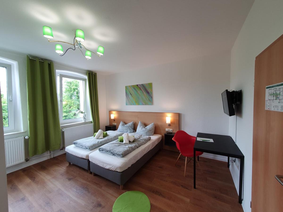 Garni Hotel Biebertal Am Milseburgradweg 霍夫比伯 外观 照片